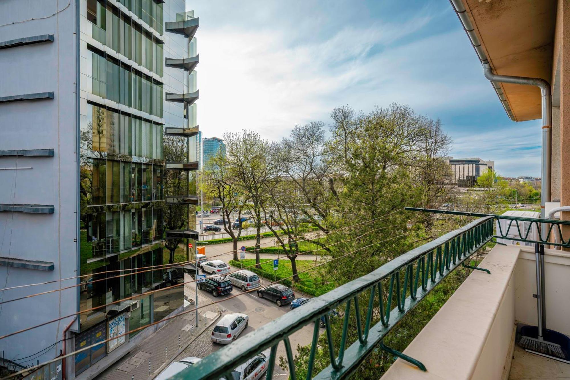 New With The Best View - 2Bd Bright Flat Near Ndk Sofia Esterno foto